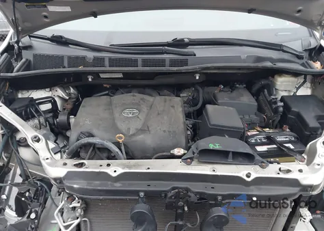 2017 Toyota Sienna Xle 7 Passenger z USA, uszkodzony, nr VIN 5TDDZ3DC4HS182078